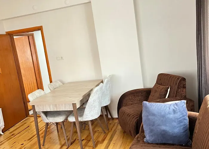 Konfor Ve Huzurunuz Icin Her Sey Var Klimasiz Oda Анталія