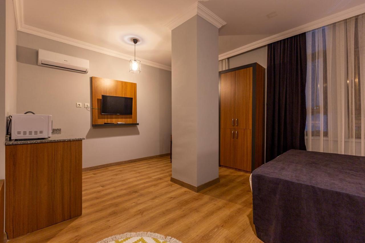 Studio with Sofa Bed,1030729615:JPEG