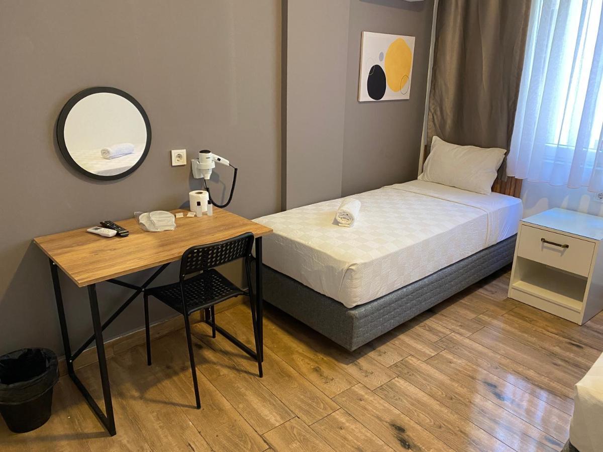 Twin Room with Shared Bathroom