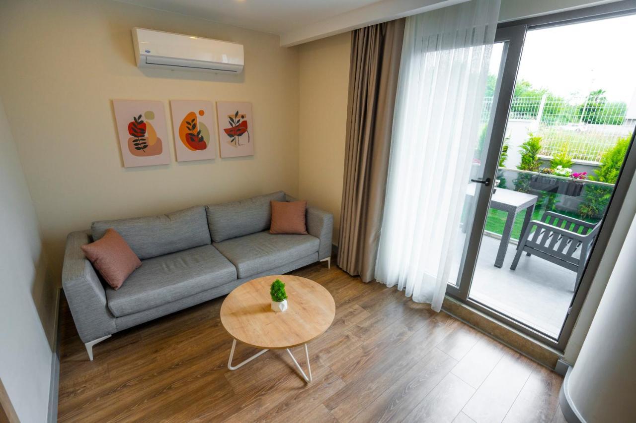 Deluxe Tek Yatak Odalı Daire - Bahçe Manzaralı