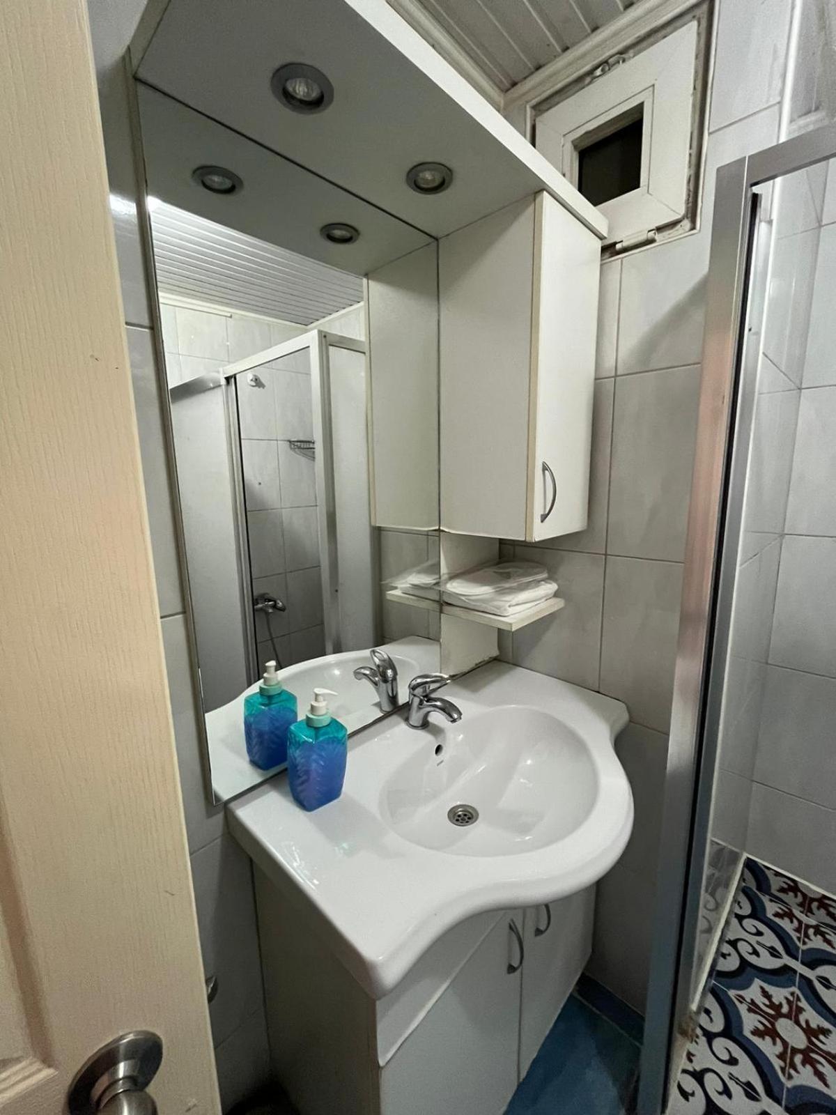 Standard Double or Twin Room,1597577542:JPEG