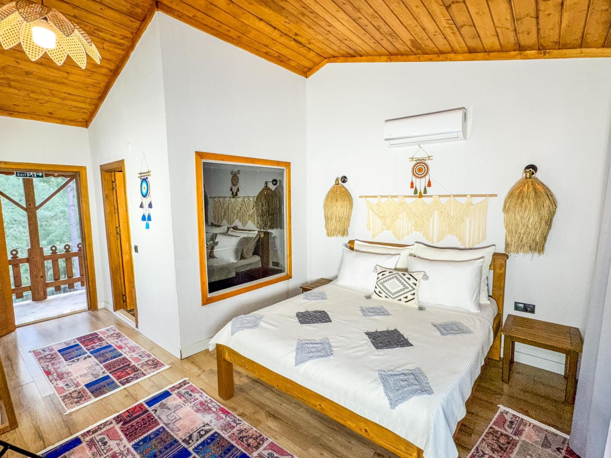 Standard Double Room,1662456084:JPEG