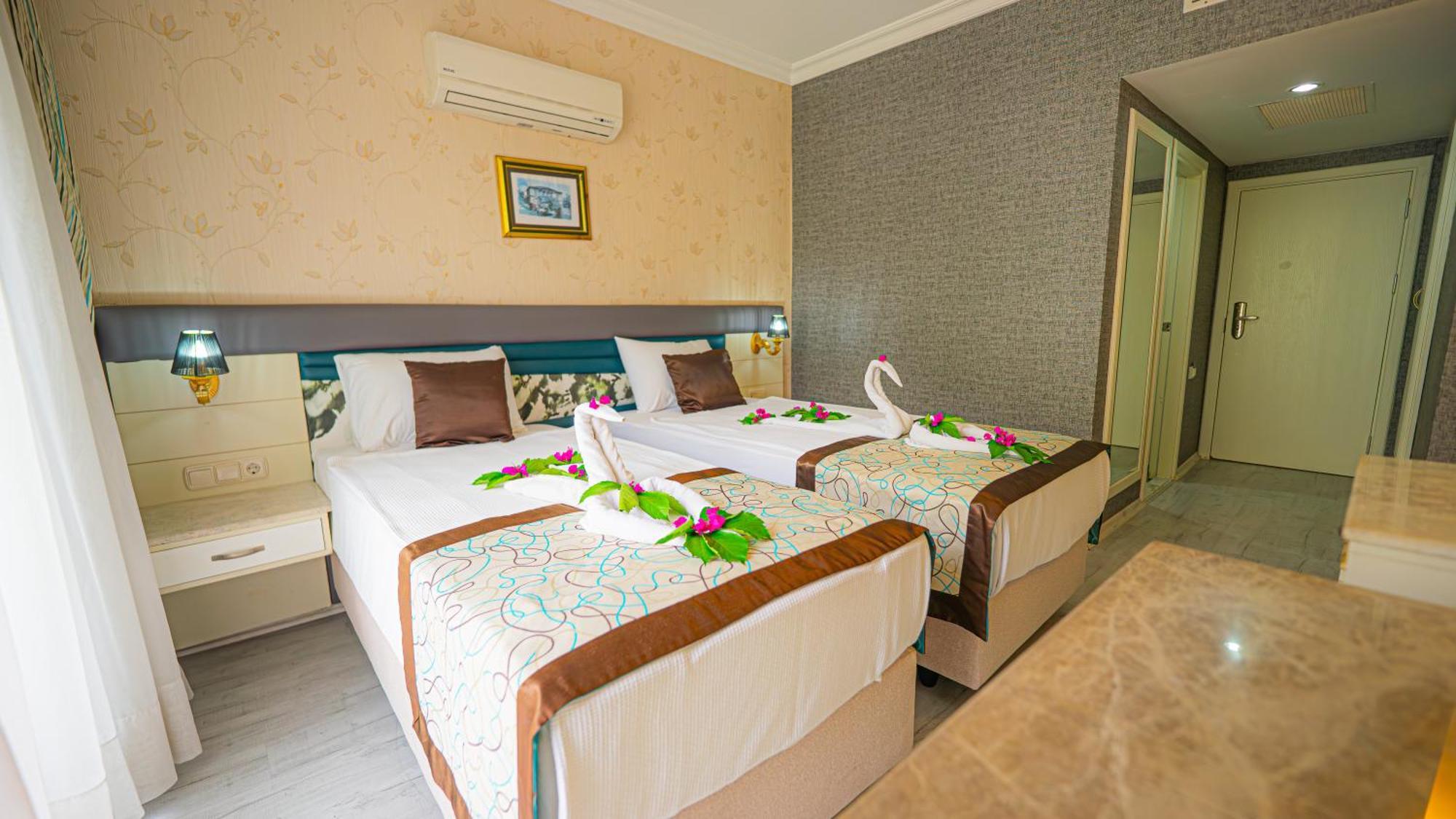 Standard Double Room,1671950083:JPEG