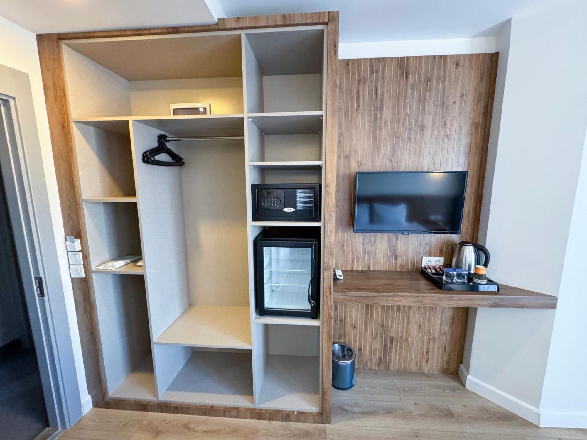 Standard Double or Twin Room,1757058801:JPEG
