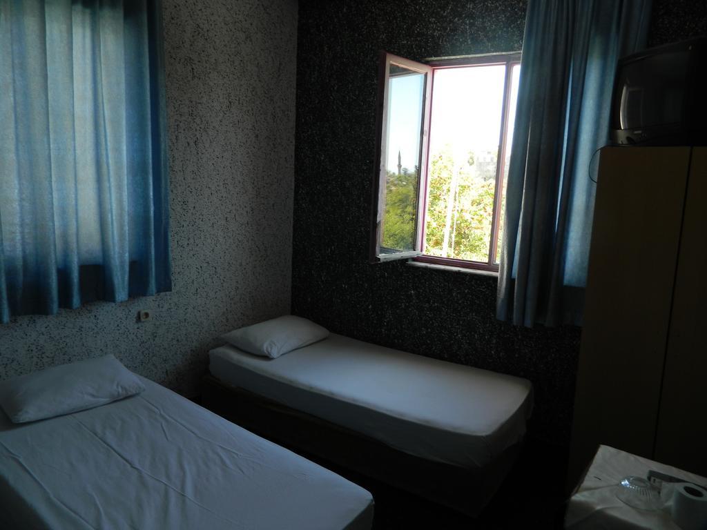 Standard Double or Twin Room,464265870:JPEG