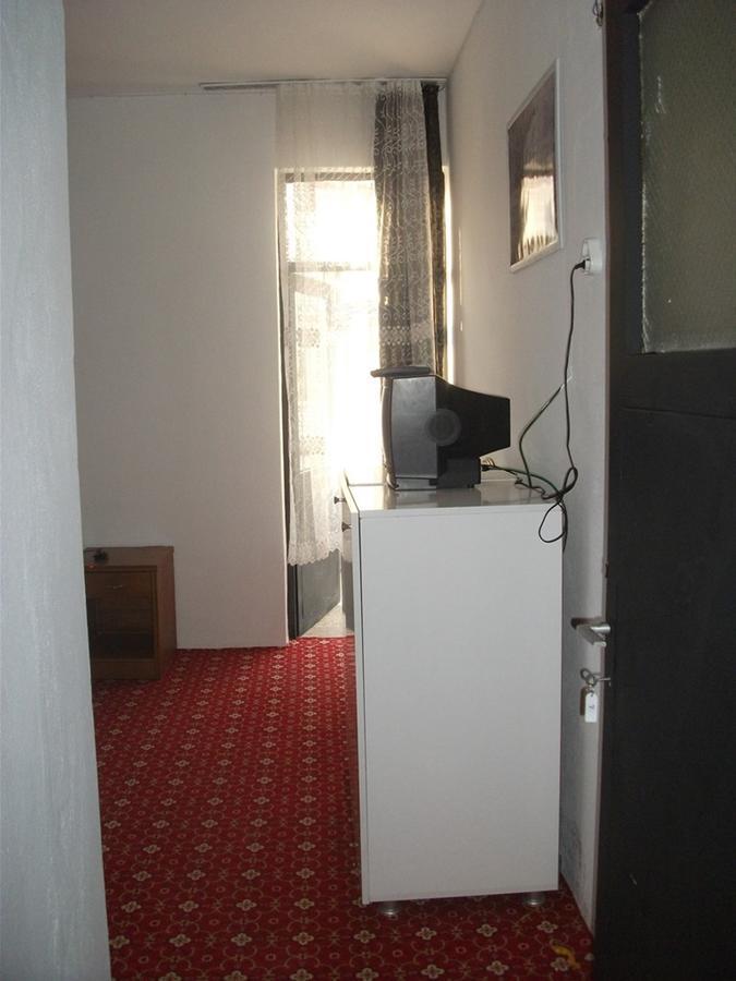 Standart İki Yataklı Oda - Ortak Banyo