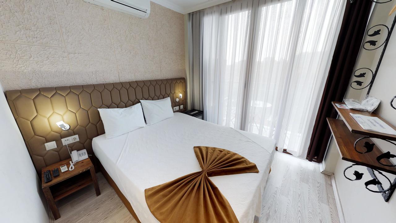 Standard Double Room,664246209:JPEG