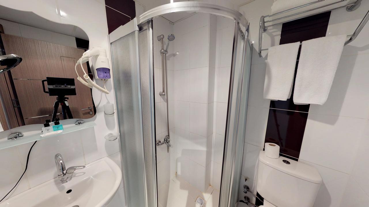 Triple Room with Garden View,664248429:JPEG