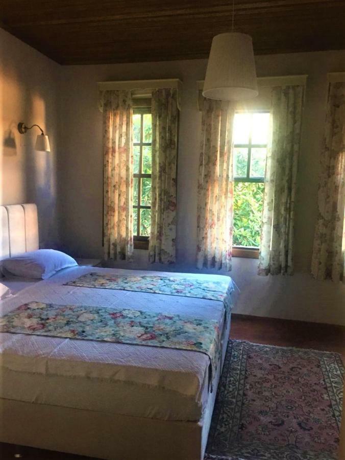 Familienzimmer mit Gartenblick