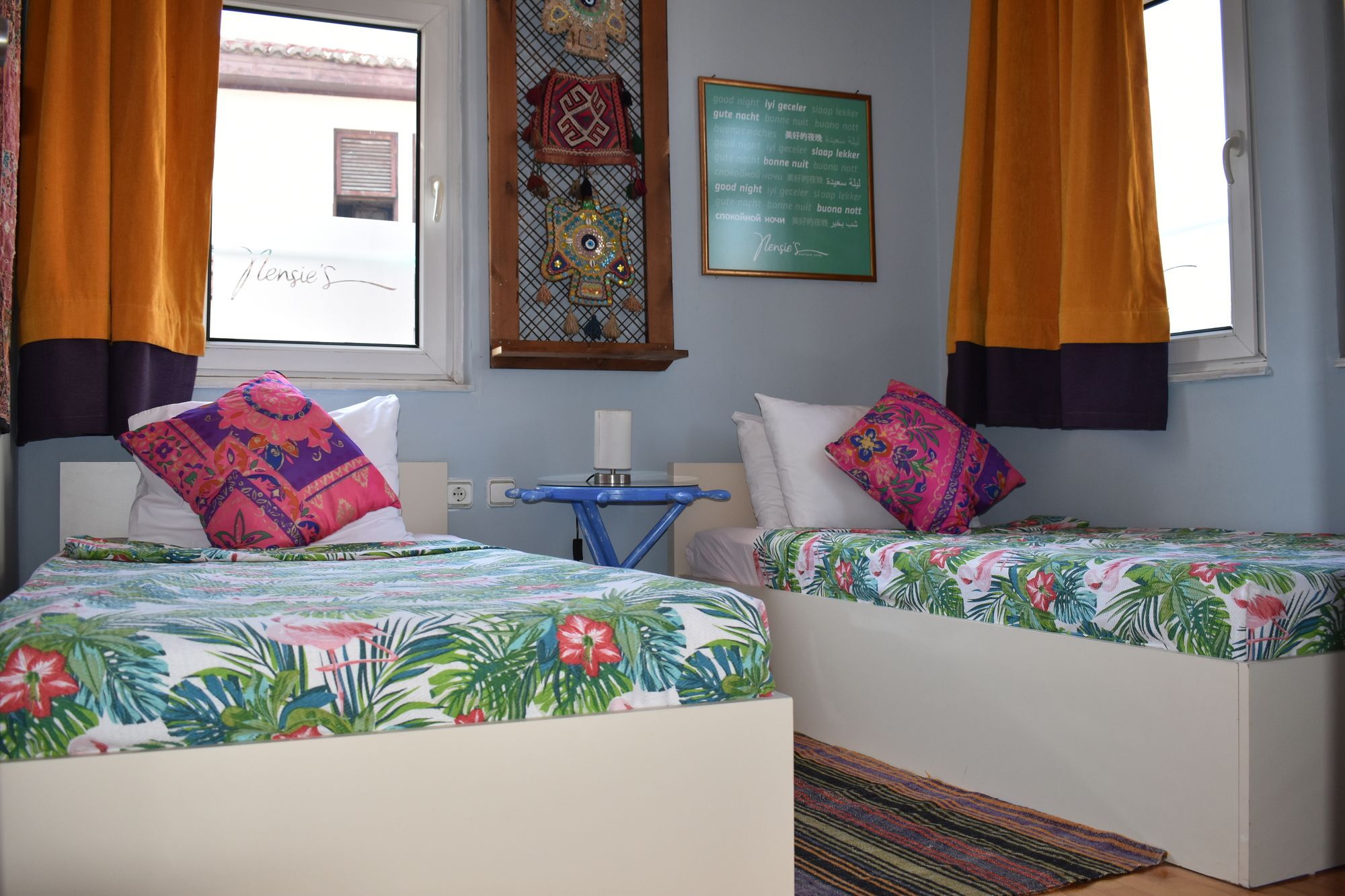 Budget Tweepersoonskamer met 2 Aparte Bedden
