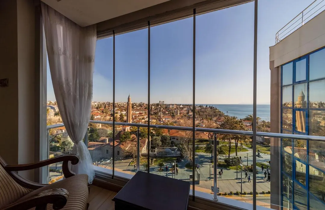 Lovely Flat With Sea View Near Beach In Muratpasa-1
