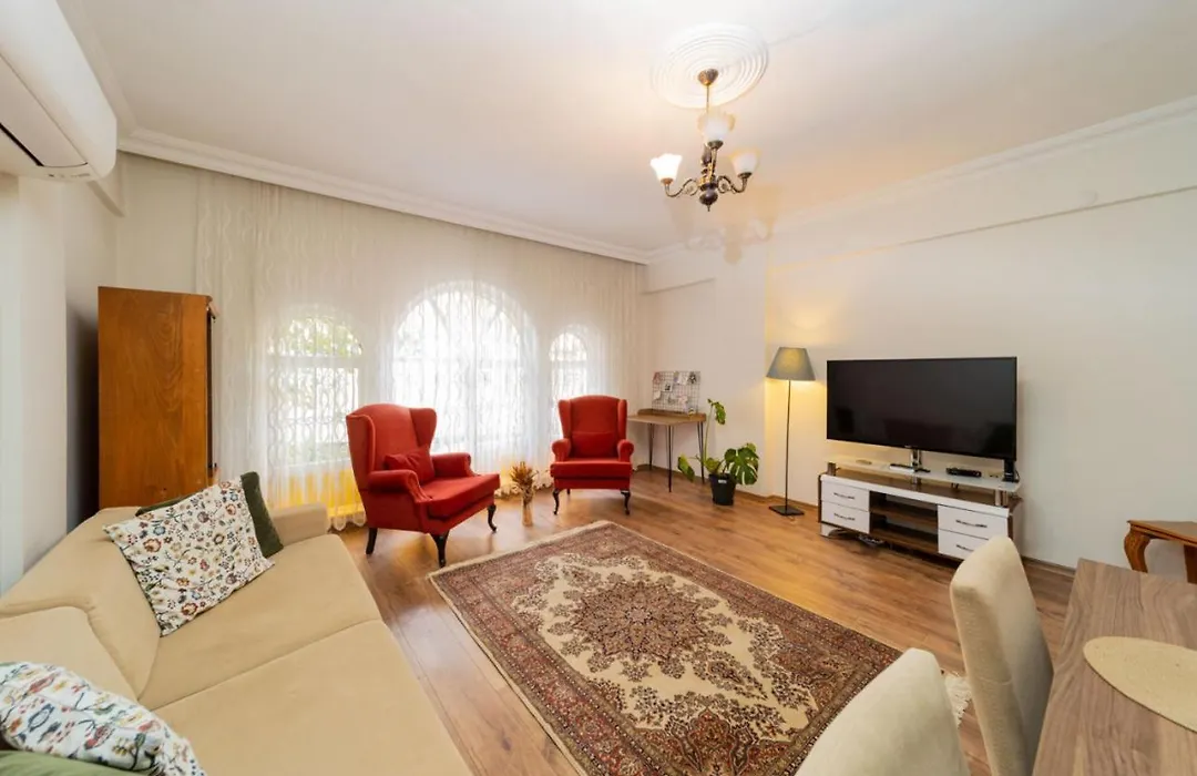 Amazing Flat In The Heart Of Muratpasa-1