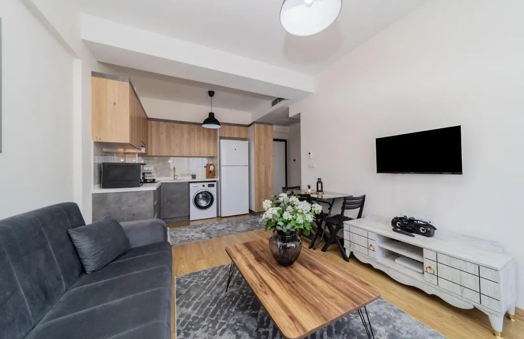 Great Flat With Shared Pool In Kepez-1