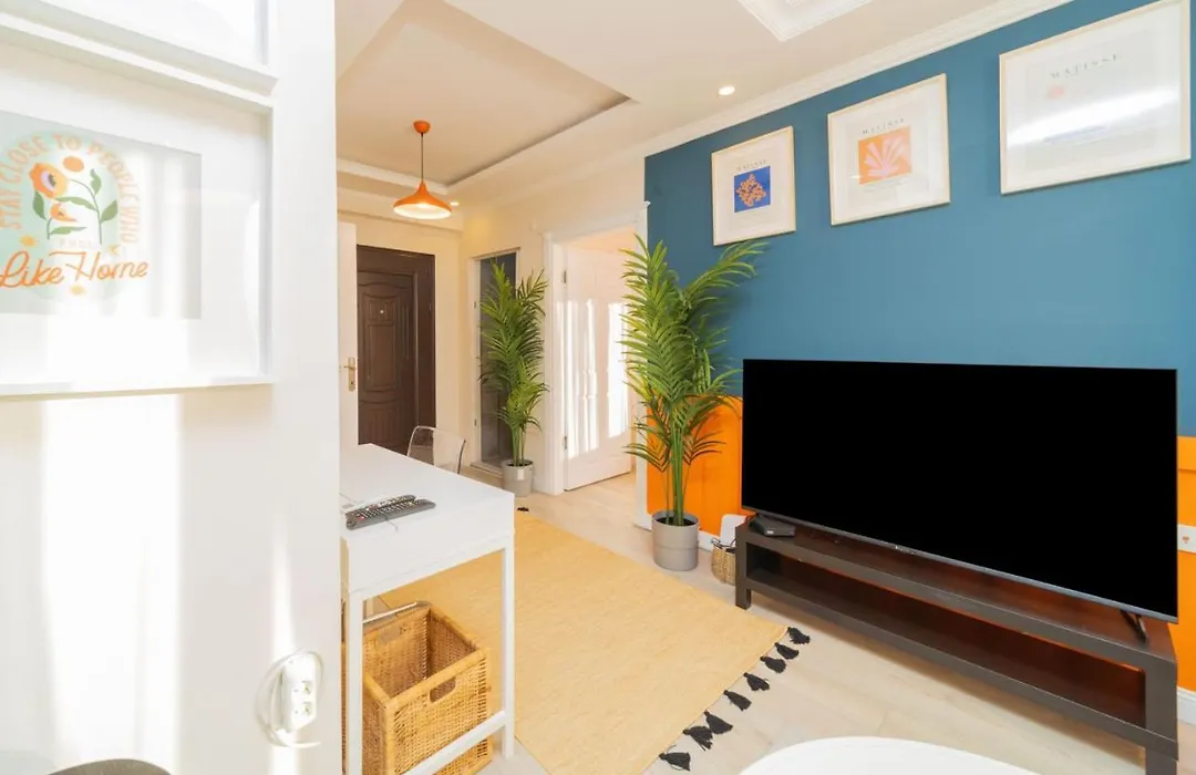 Vibrant And Central Apartment In Muratpasa-1