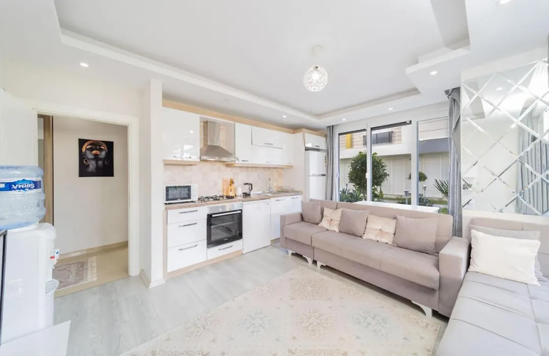 Pleasant Residence Flat With Balcony In Konyaalti-1