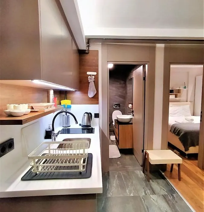Sleek Residence Flat In Muratpasa With Shared Pool-1