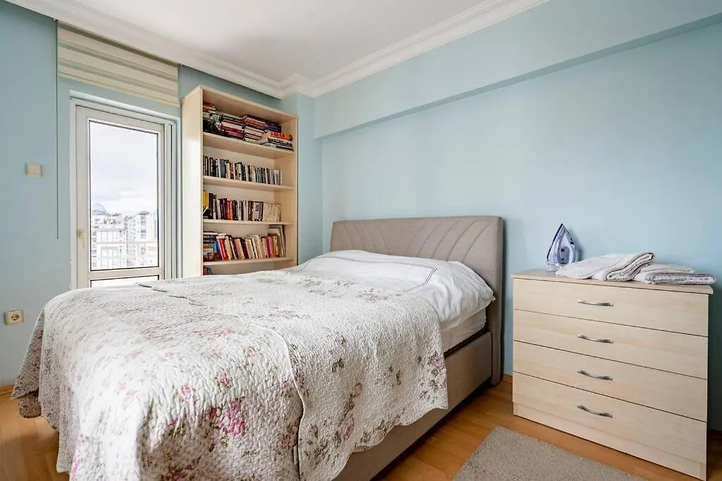 A Peaceful Apartment In Konyaalti-1