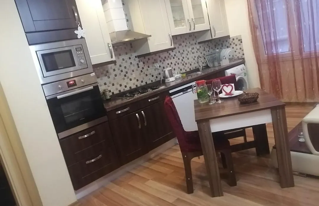 Emrah Misafir Evi Paylasimli Daire Aile Yaninda-1
