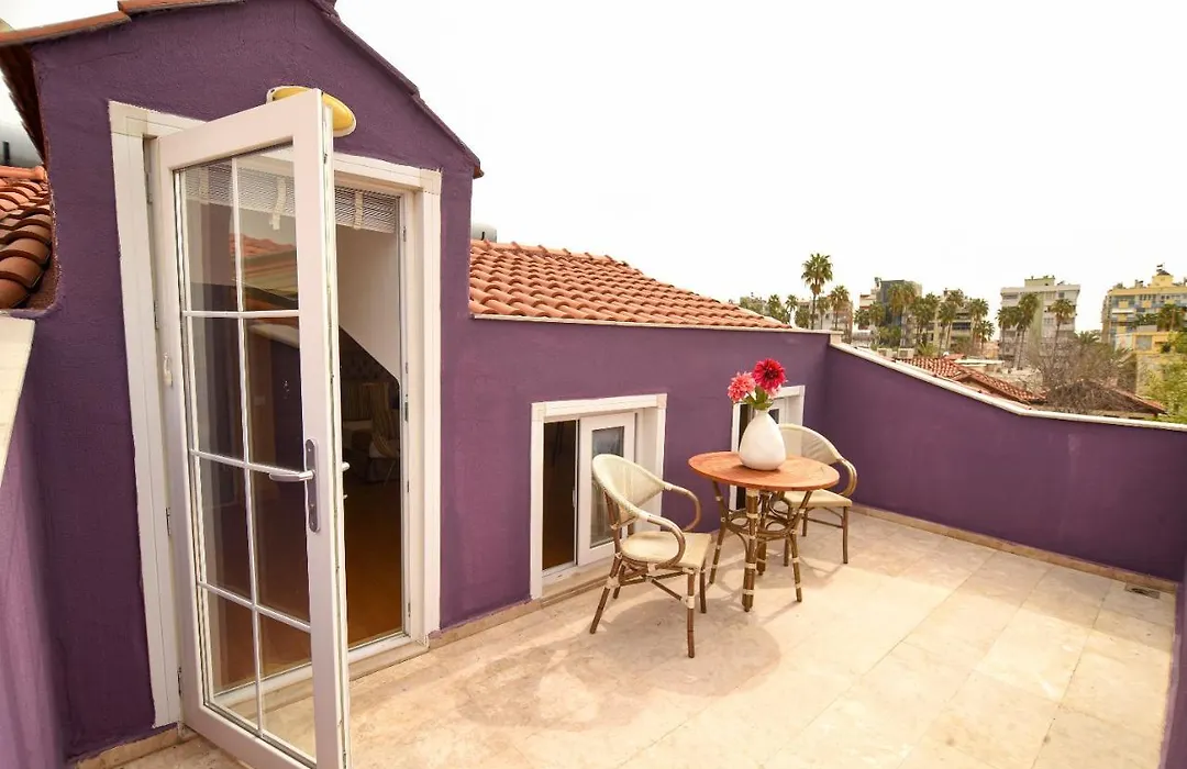 Spacious Penthouse With Terrace Near Hadrian'S Gate-1