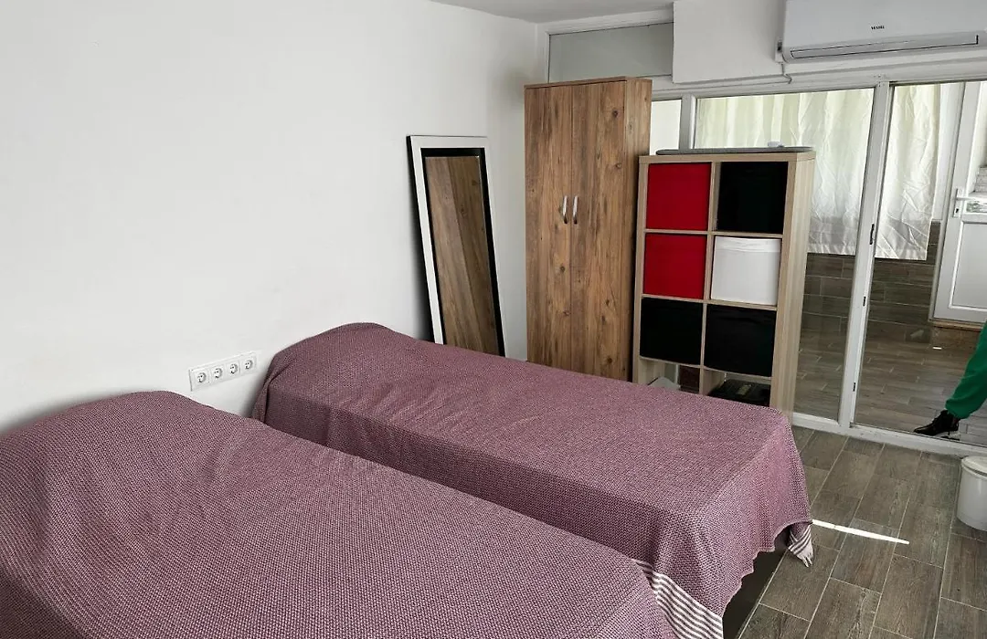 Cozy Beach Apartment-1