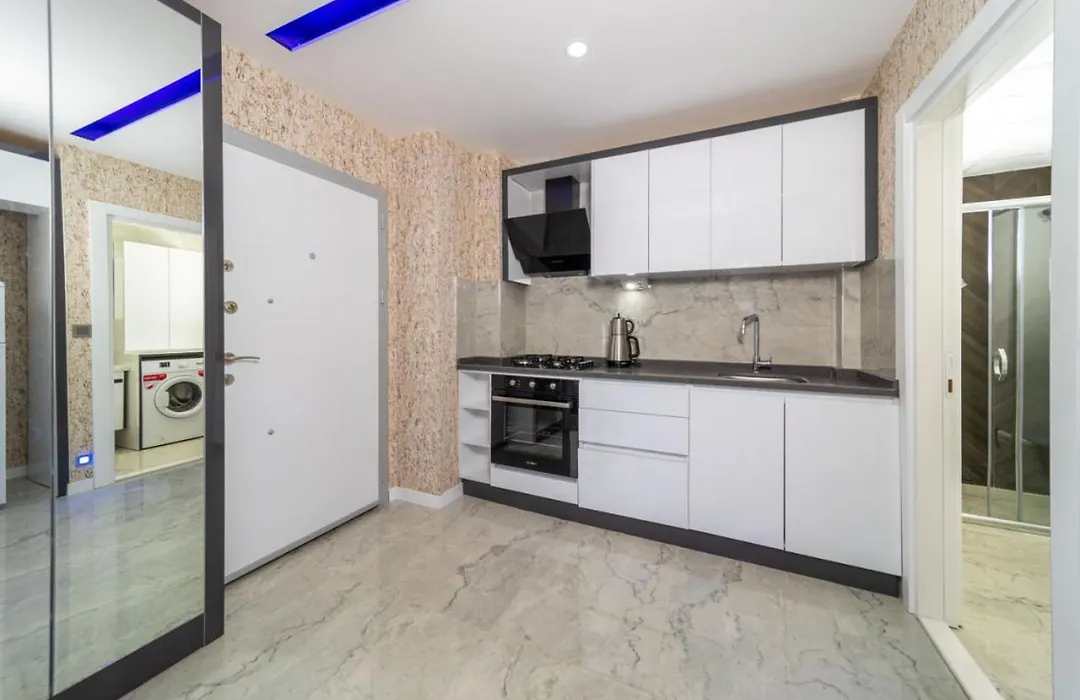 Cozy Apartment With Central Location In Antalya-1