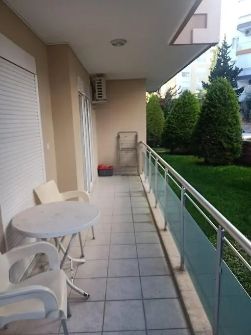 Antalya Konyaalti Plaji Havuzbasi 1+1 Daire-1