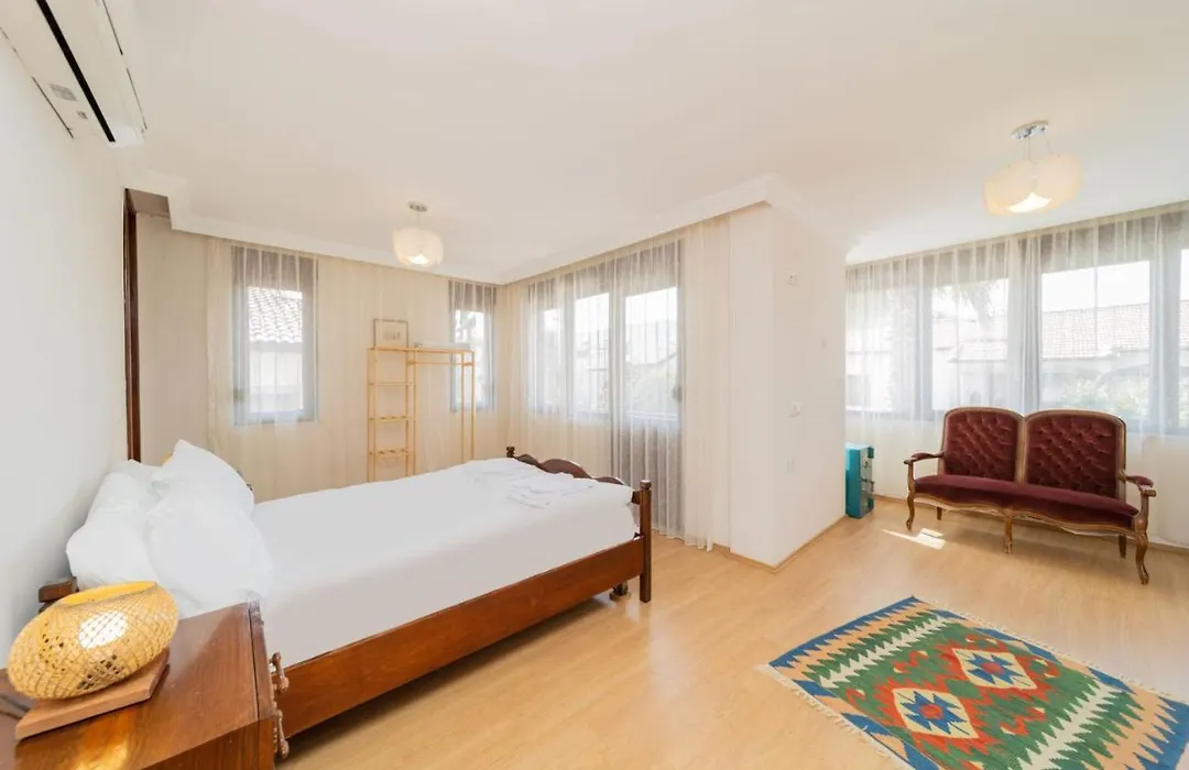 Chic And Modern Villa In Antalya Kemer-1