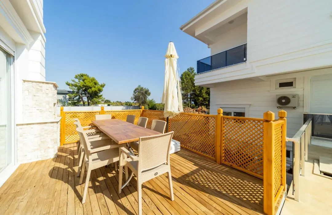 Great Villa With Pool Hammam And Sauna In Antalya-1