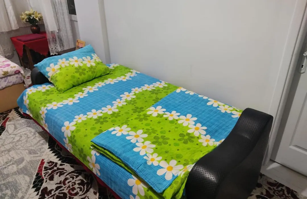 Makif Family Apartment Cheap Furnished Vacation Flat Rooms-1