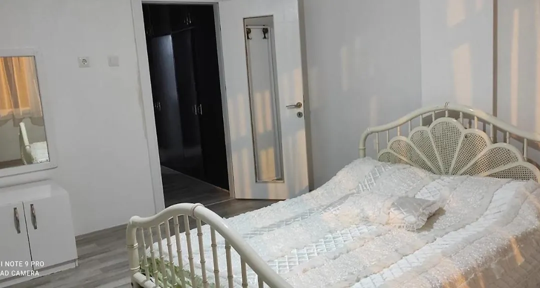 Apartment Near Isiklar Street, Close To Kaleici-1