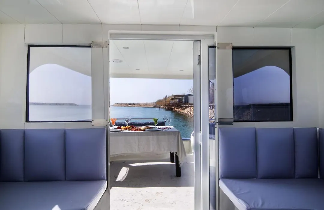 Karci Yacht Charter-1
