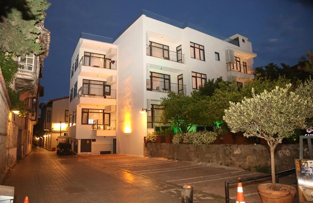 Attractive Flat With Jacuzzi Near Hadrian'S Gate-1