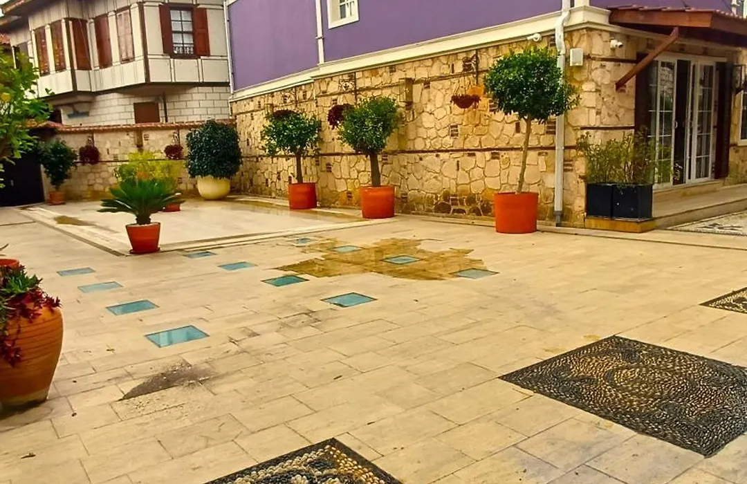 Modern Flat Near Hadrian'S Gate-1
