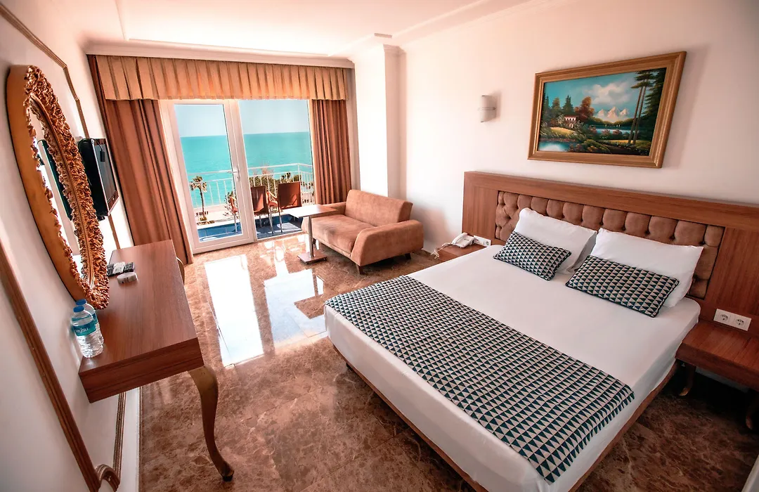 Kristal Beach Hotel-1