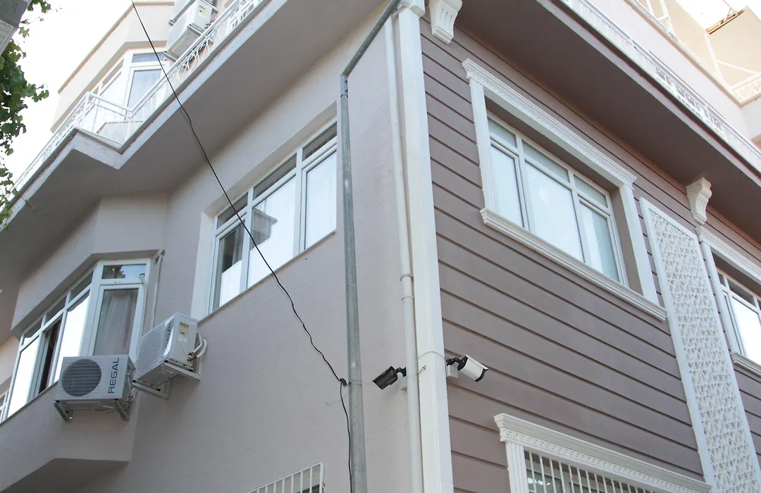 Life Hotel-1