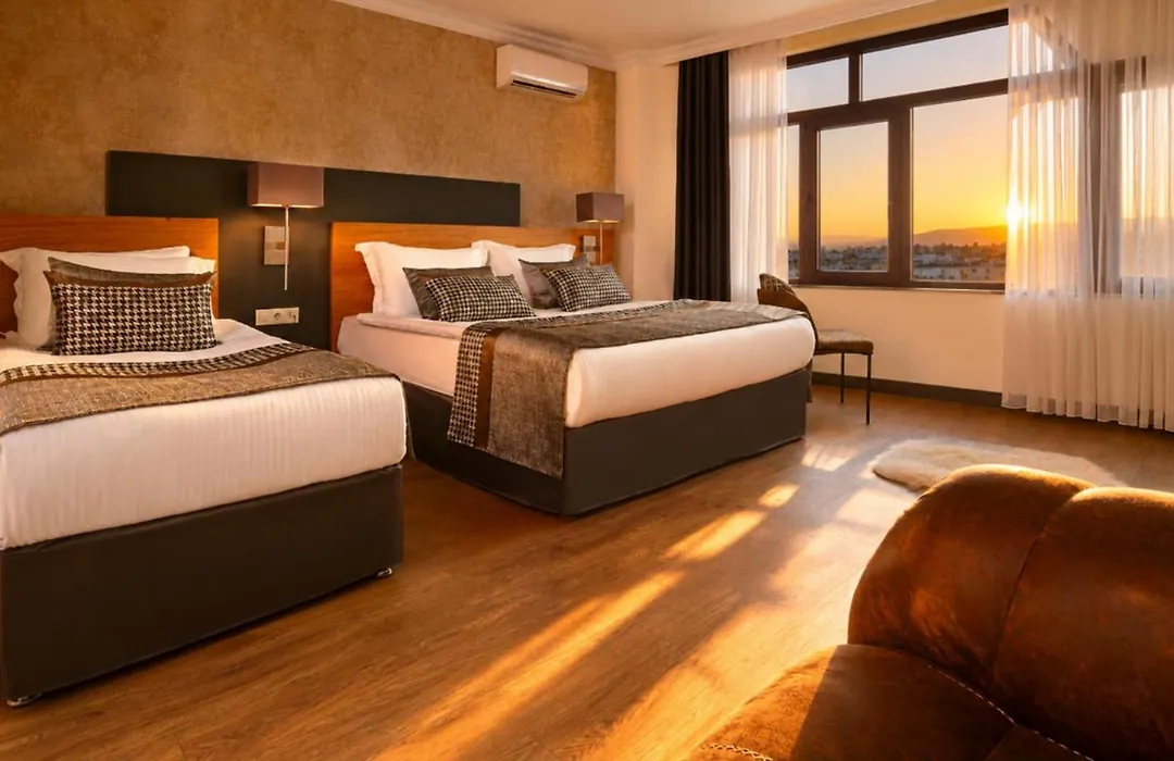 Qinn Hotels-1