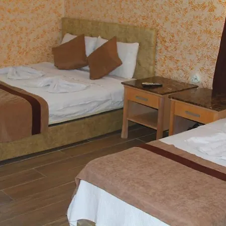 Oezguer Hotel Isiklar-2