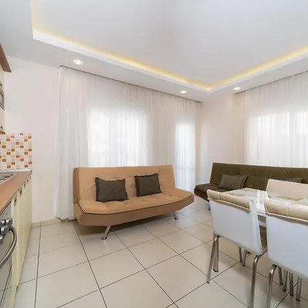 Comfortable Apartment With Shared Pool Near Beach In Muratpasa, Antalya-3