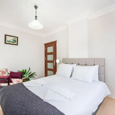 Cozy Flat With Balcony Close To Public Transportation In Konyaalti, Antalya-2