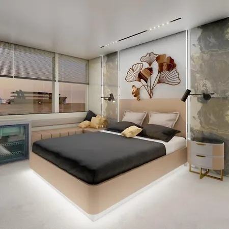 Limitless Yacht Hotel-3
