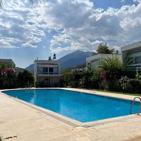 Gueney Tatil Sitesi-2