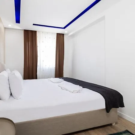 Modern And Central Home Near Beach In The Heart Of Antalya-2