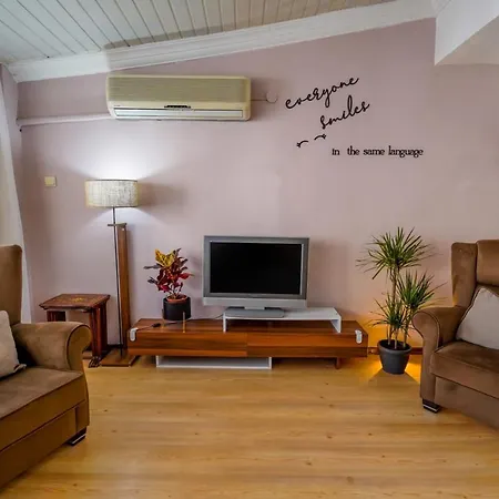 Serene Flat Close To Beach In Muratpasa-2