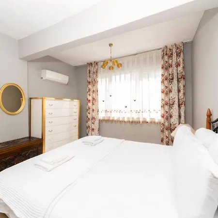 Appartamento Colorful Flat Close To The Coast In Muratpasa-2