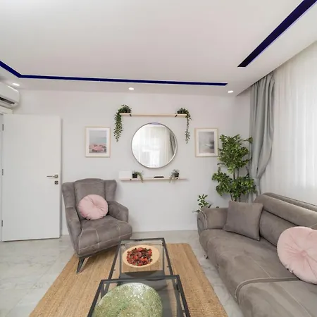 Modern Flat Near Beach In Antalya-2