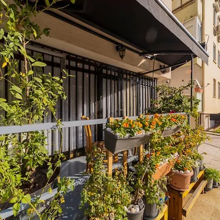 Cozy Flat Near Sea With Balcony In Muratpasa-2