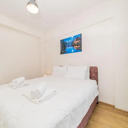 Great Flat With Shared Pool In Kepez-2
