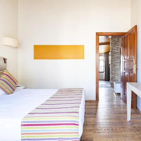 Mesmerizing Flat Near Hadrians Gate-3