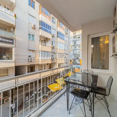 Lovely Central Apartment Near Beach In Muratpasa, Antalya-2