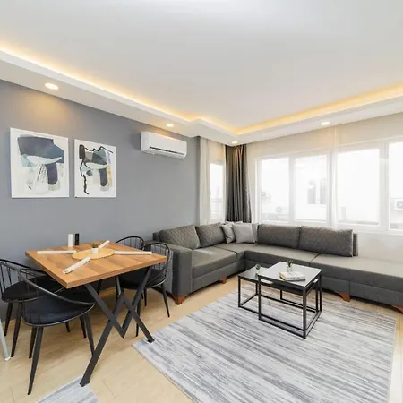 Lovely Central Apartment Near Beach In Muratpasa, Antalya-3